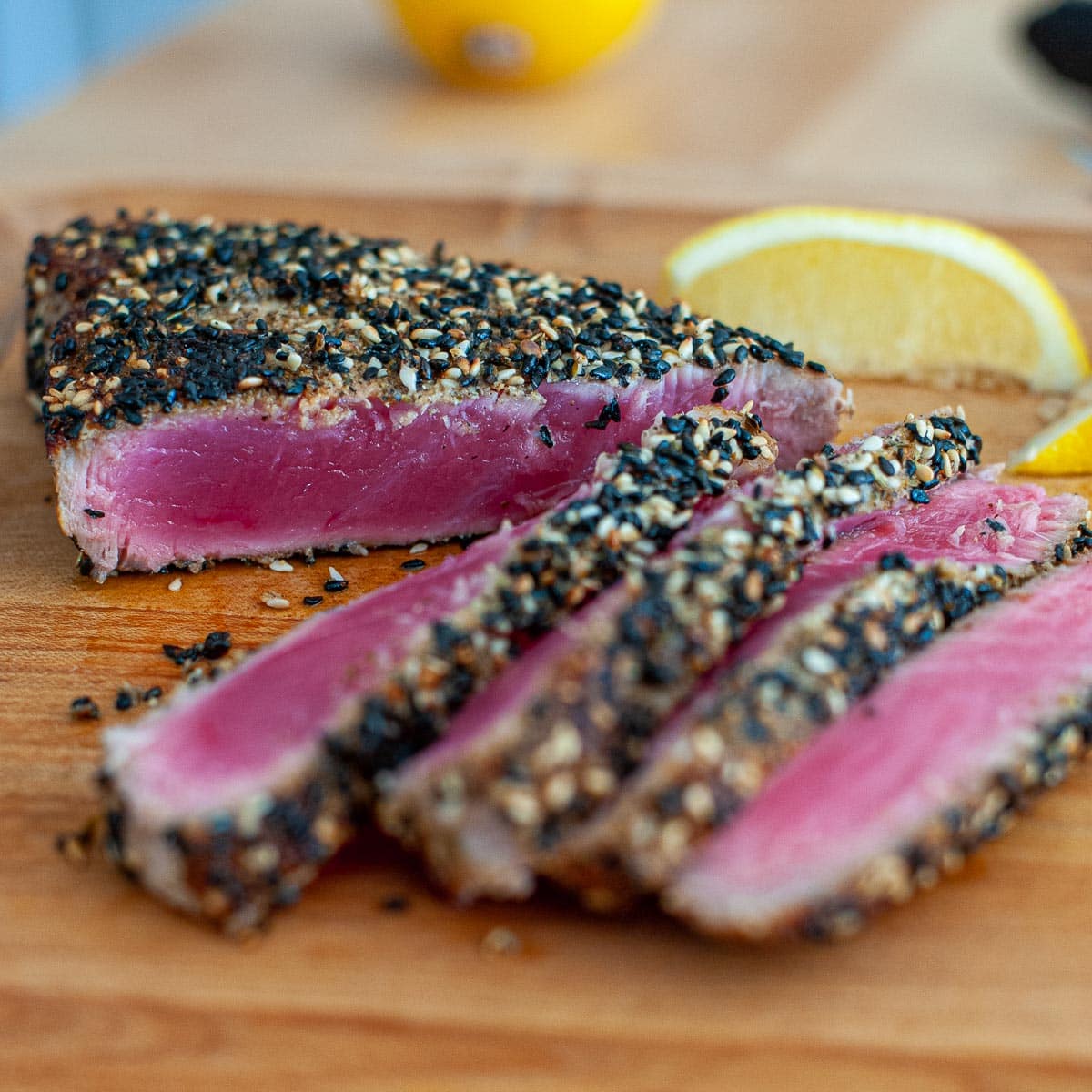 Sesame Crusted Tataki-Style Tuna